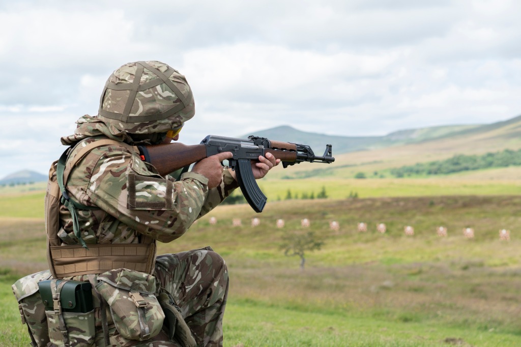 ddc-07-ukrainian-infantry-training-in-uk-3-rifles-09.jpeg